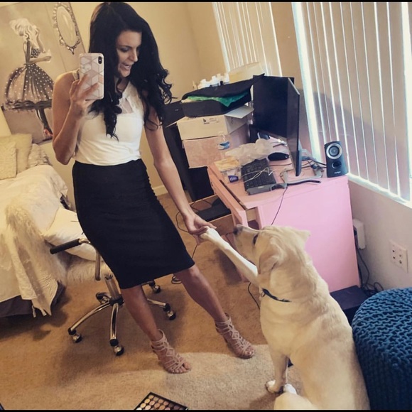 Meet your Posher, Trina - Picture 4 of 8